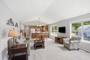 1742 Northpoint Rd, Springfield, OH 45503 - Photo 9