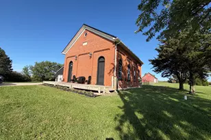 13510 Pasco-Montra Rd, Anna, OH 45302 - Photo 3