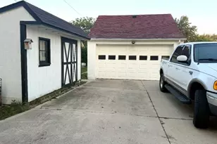 901 Washington Ave, Greenville, OH 45331 - Photo 3
