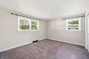 1956 Elaina Dr, Springfield, OH 45503 - Photo 11