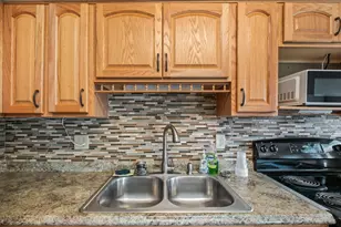 549 Forrest Ln, Troy, OH 45373 - Photo 5