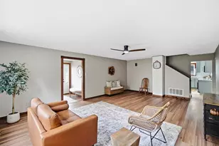 902 S Mulberry St, Troy, OH 45373 - Photo 9