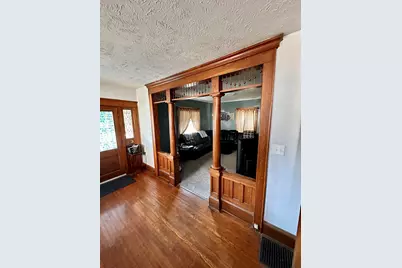 429 N Madriver Street, Bellefontaine, OH 43311 - Photo 3