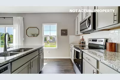 1265 Sherwood, Bellefontaine, OH 43311 - Photo 5