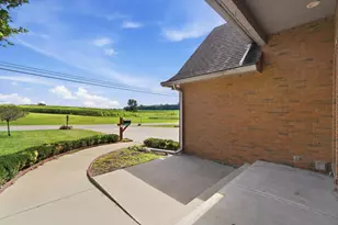 383 Titus Rd, Springfield, OH 45505 - Photo 13