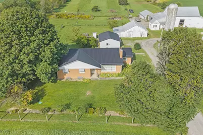 697 Township Road 31, Bellefontaine, OH 43311 - Photo 3