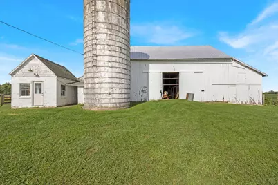 697 Township Road 31, Bellefontaine, OH 43311 - Photo 21