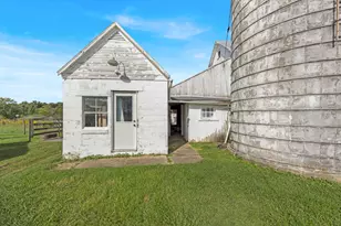 697 Township Road 31, Bellefontaine, OH 43311 - Photo 25