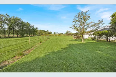 697 Township Road 31, Bellefontaine, OH 43311 - Photo 13