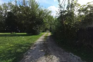 328 N Race St, Springfield, OH 45504 - Photo 13