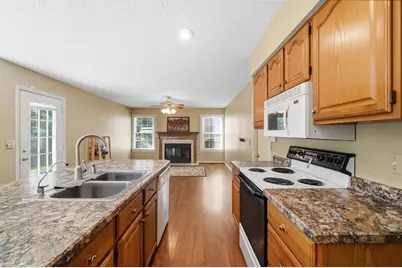 660 Golf View Court, Vandalia, OH 45377 - Photo 27