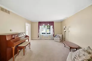 660 Golf View Ct, Vandalia, OH 45377 - Photo 9