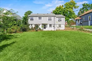 212 E Auburn Ave, Bellefontaine, OH 43311 - Photo 33