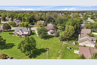 820 Juniper Court, Tipp City, OH 45371 - Photo 5