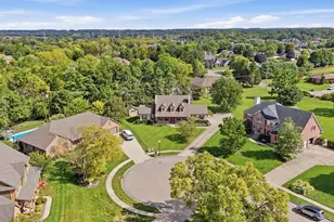 820 Juniper Ct, Tipp City, OH 45371 - Photo 3