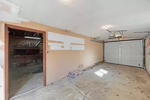533 E Chillicothe Ave, Bellefontaine, OH 43311 - Photo 17