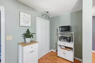 186 Meadow Ln, Springfield, OH 45505 - Photo 17