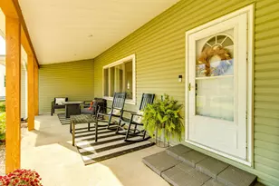 6 E Silver St, Wapakoneta, OH 45895 - Photo 5
