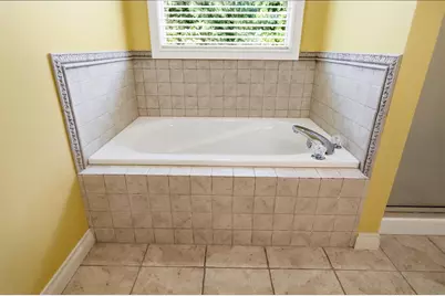 2530 Chamomile Court, Troy, OH 45373 - Photo 33