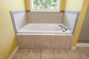 2530 Chamomile Ct, Troy, OH 45373 - Photo 33