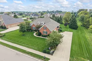 2730 Meadowpoint Dr, Troy, OH 45373 - Photo 3