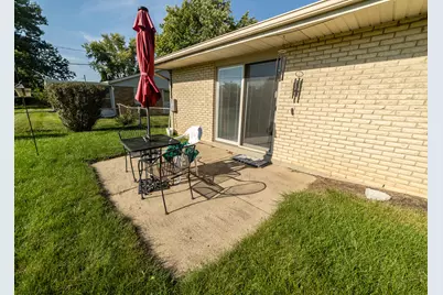 1039 Heathwood Drive, Englewood, OH 45322 - Photo 33