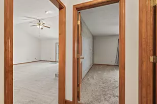 3241 Sioux Dr, Piqua, OH 45356 - Photo 15