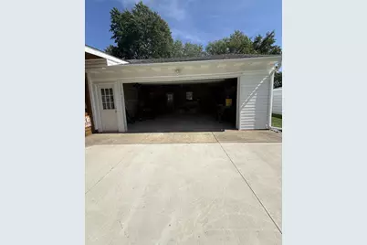 200 Chandler Avenue #B, London, OH 43140 - Photo 3