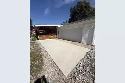 200 Chandler Avenue #B, London, OH 43140 - Photo 1
