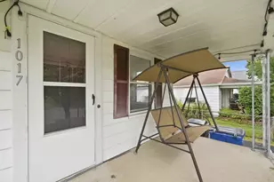 1017 Weng Ave, Dayton, OH 45420 - Photo 9