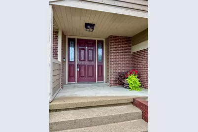 6800 Curtwood Drive, Tipp City, OH 45371 - Photo 3