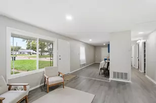 800 N Scott St, New Carlisle, OH 45344 - Photo 7