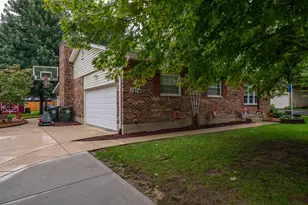 1874 Willowgreen Dr, Beavercreek, OH 45432 - Photo 49
