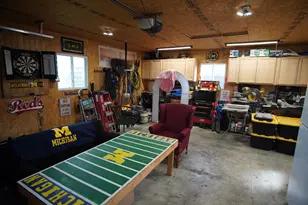 210 E Mechanic St, Wapakoneta, OH 45895 - Photo 63
