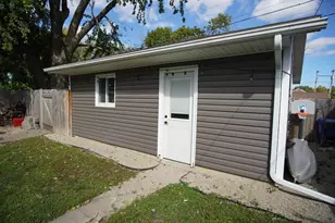 210 E Mechanic St, Wapakoneta, OH 45895 - Photo 61