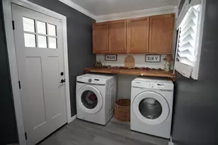 210 E Mechanic St, Wapakoneta, OH 45895 - Photo 35