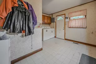 2450 Mayfair Dr, Springfield, OH 45505 - Photo 7