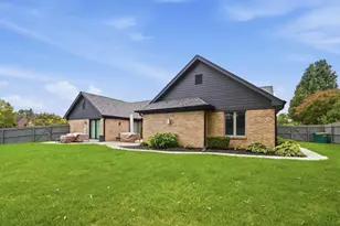 1665 Haley Dr, Dayton, OH 45458 - Photo 45