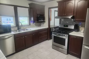 261 N Spruce St, Saint Marys, OH 45885 - Photo 5