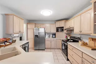 2504 Worthington Dr, Troy, OH 45373 - Photo 15