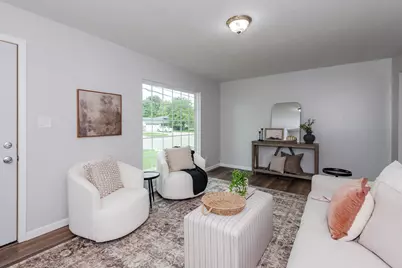 1013 W Lake Avenue, New Carlisle, OH 45344 - Photo 9