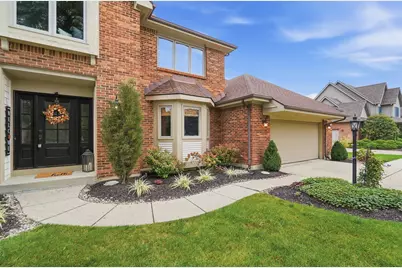 2091 Canterbury Court, Troy, OH 45373 - Photo 9