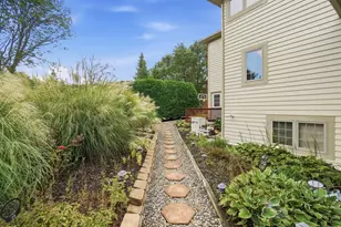 998 Brookwood Dr, Troy, OH 45373 - Photo 81