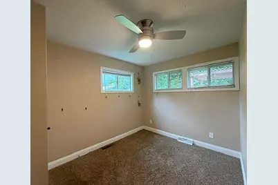 1232 Holly Drive, Springfield, OH 45504 - Photo 31
