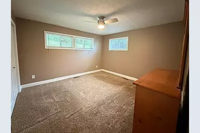 1232 Holly Drive, Springfield, OH 45504 - Photo 23