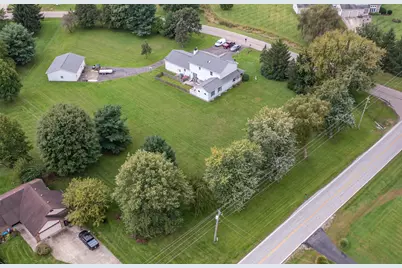 4980 Cornerstone Trail, Yellow Springs, OH 45387 - Photo 3