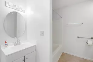 3986 Covington Dr, Springfield, OH 45503 - Photo 5