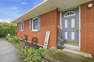 12442 Brookville Pyrmont Rd, Brookville, OH 45309 - Photo 5
