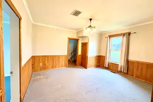 402 E Pearl St, Wapakoneta, OH 45895 - Photo 9
