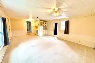 402 E Pearl St, Wapakoneta, OH 45895 - Photo 7